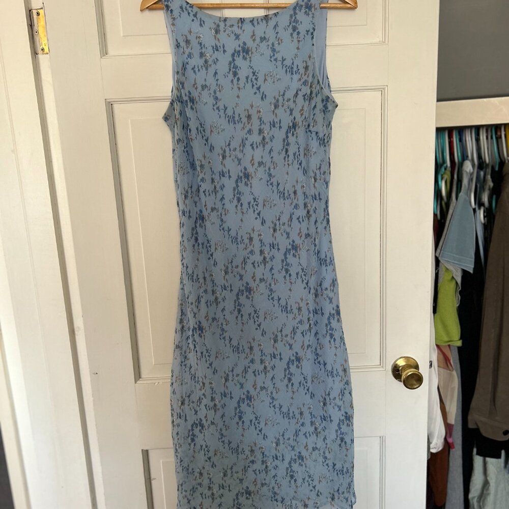 Floral Dress with V-cut back